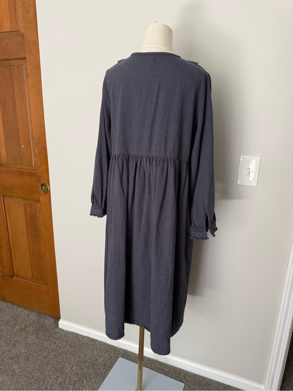 Samansa Mos2 Japanese cotton linen washed black ruffle button front dress - Picture 3 of 10